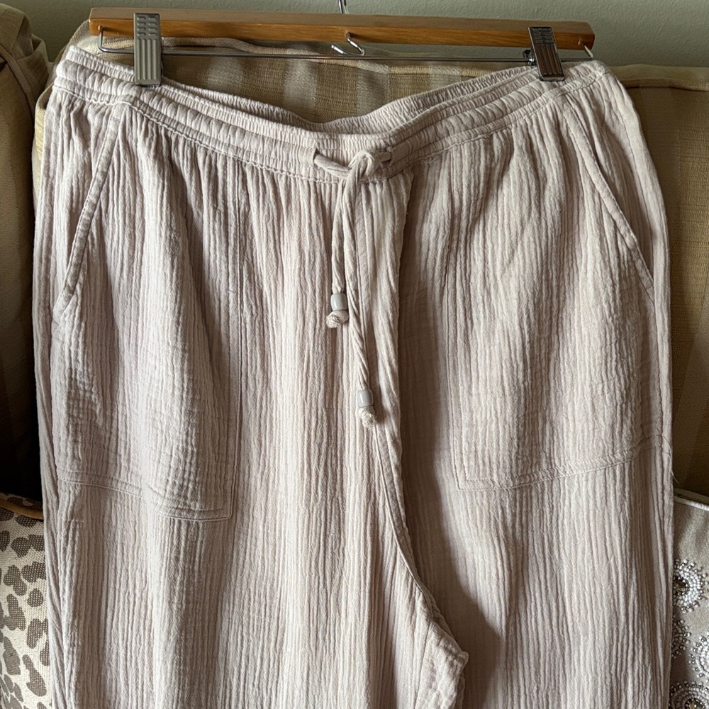 Light Beige Gauze Drawstring Pants - Picture 4 of 9